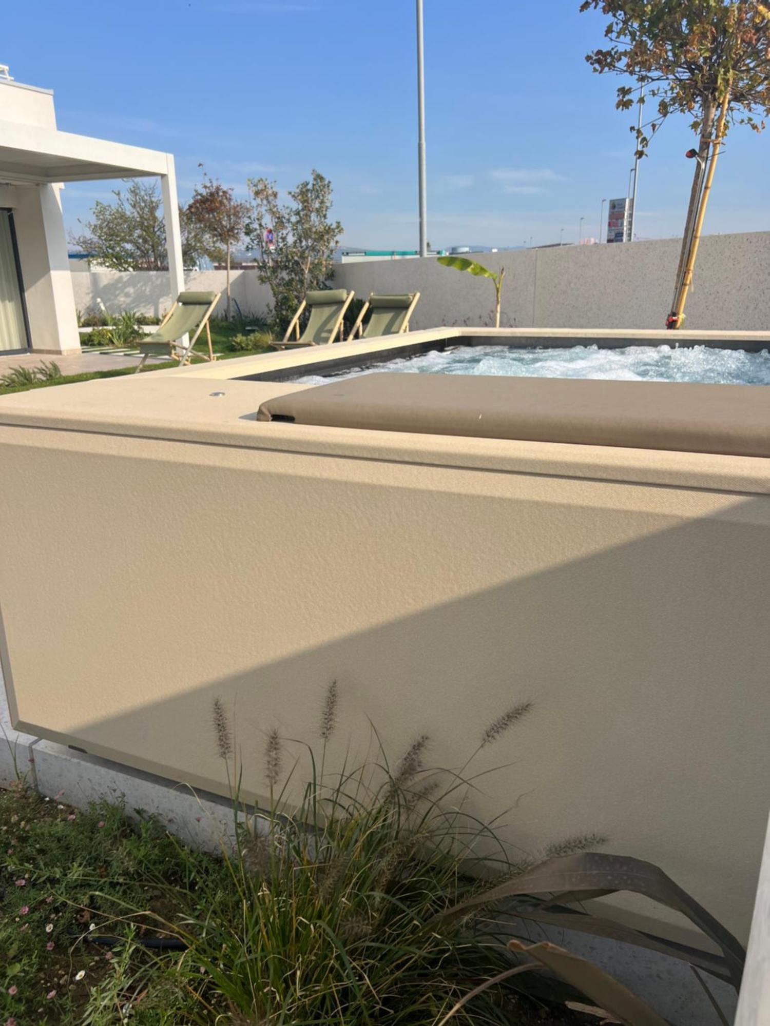 Hotel Capris Capodistria Boutique Exterior photo